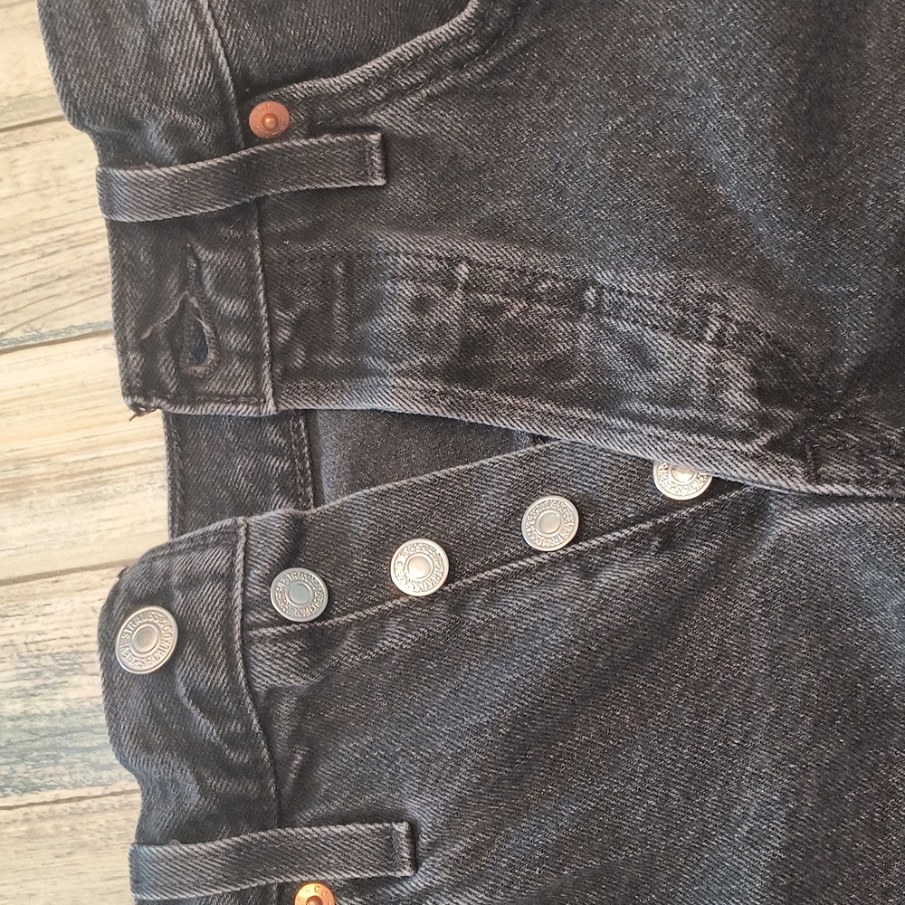 Levis 501 Original shorts in Black-  size 26 - Picture 2 of 7